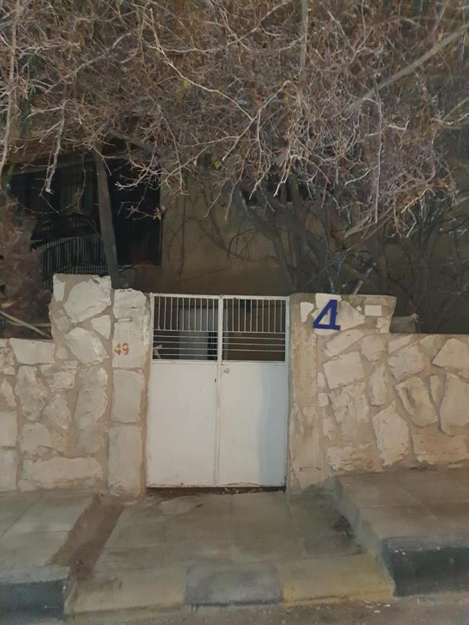 The Oaks Hotel Madaba Exterior photo
